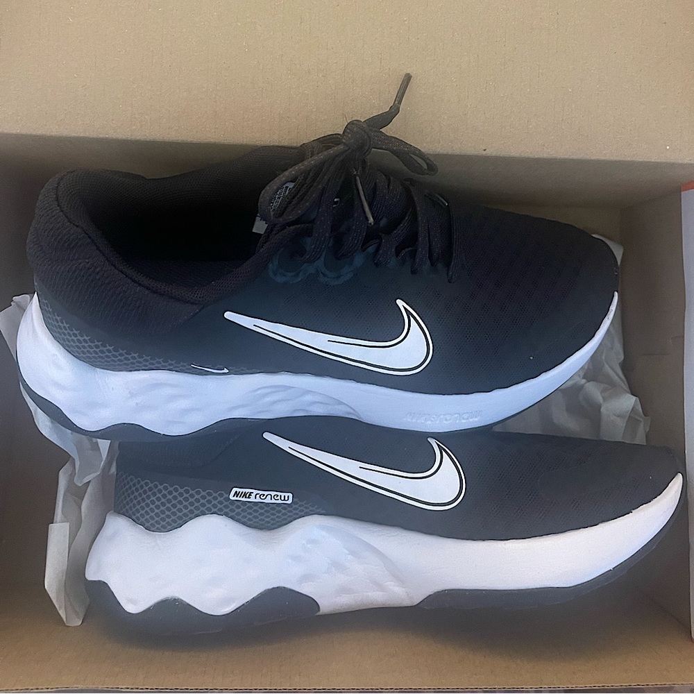 Size 7 women nine Renew Ride 3